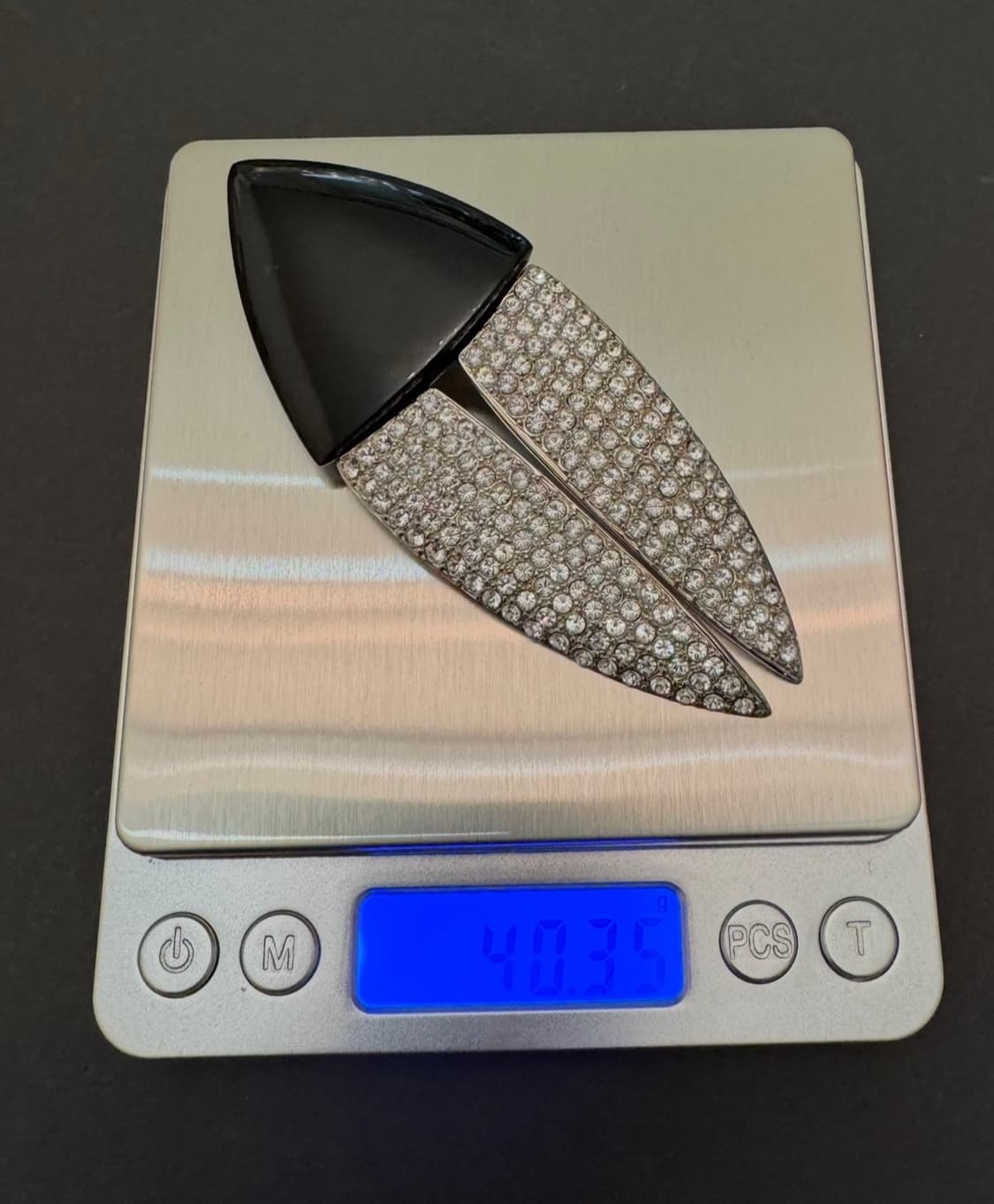 생로랑 크리스털 맥시 이어링  상품이미지3