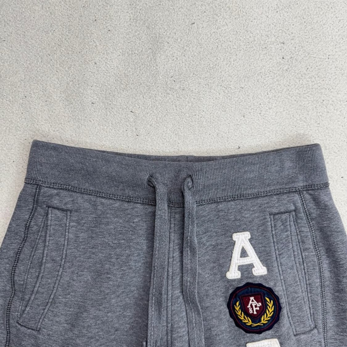 ABERCROMBIE & FITCH AF 와팬 자수 숏팬츠 XS 상품이미지3