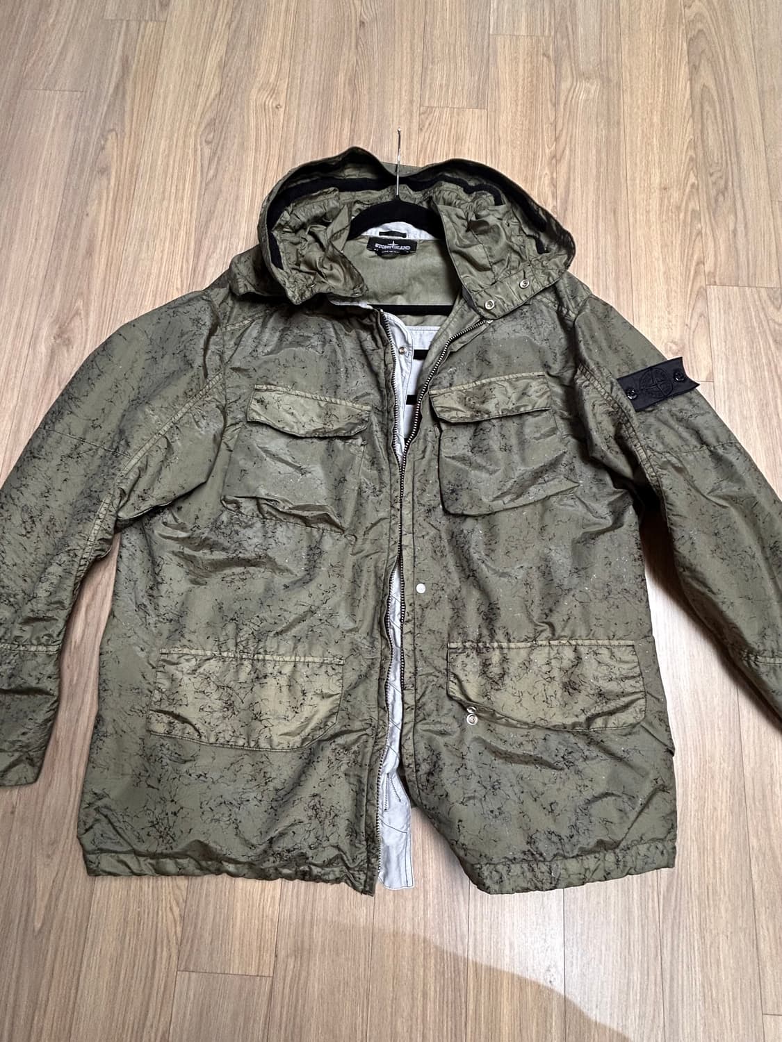 스톤아일랜드 쉐도우프로젝트 나일론 메탈 스파이더 와트로 M 상품이미지1