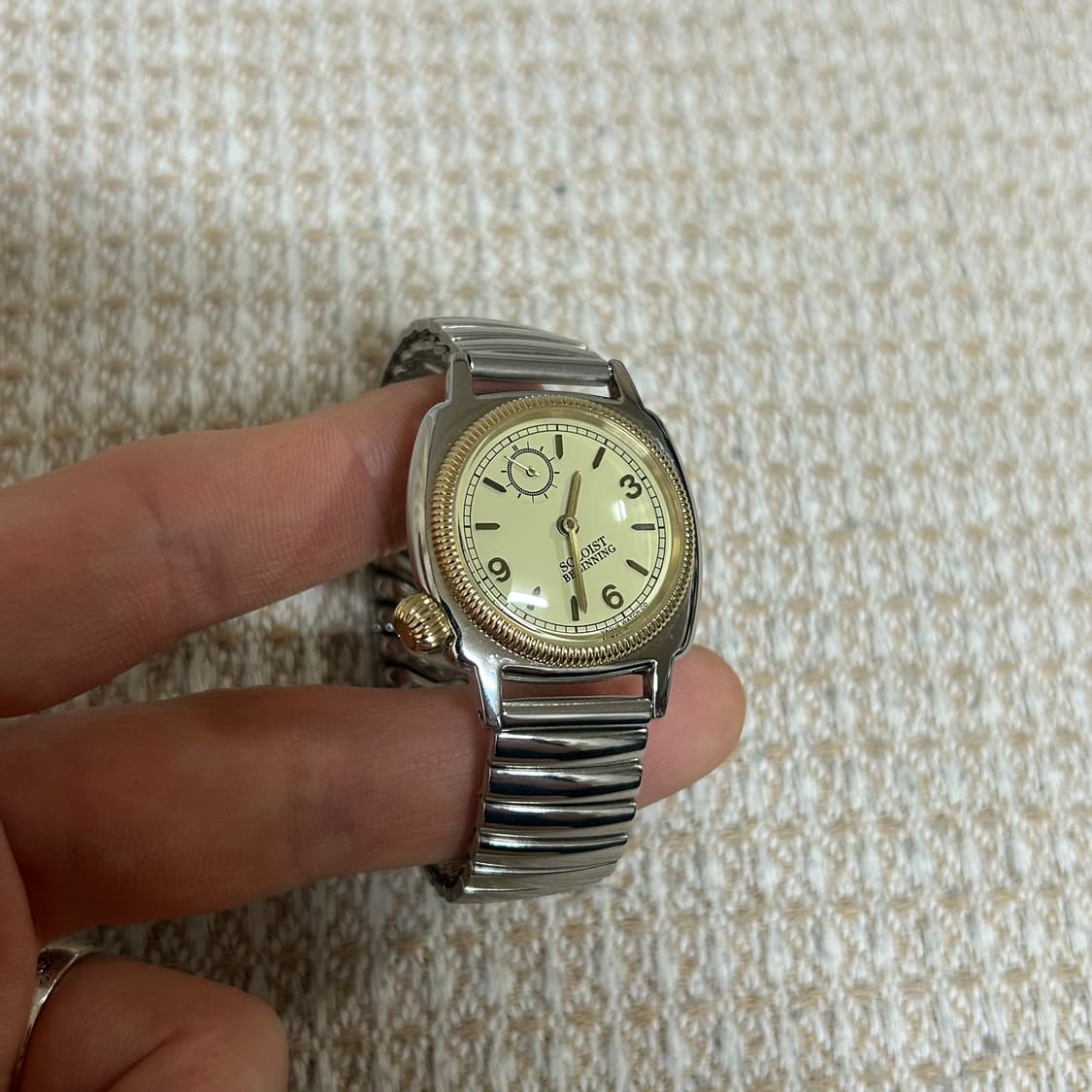 [L, 32mm] 솔로이스트 X 바그워치 시계 실버 베이지 상품이미지1