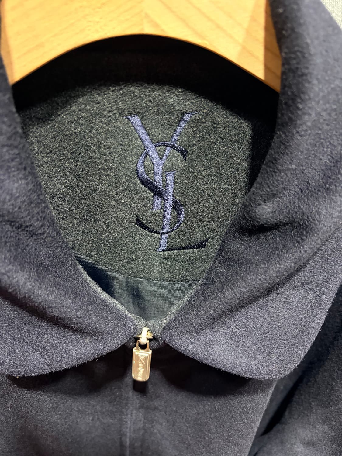 XL YSL 입생로랑 Cashmere 심볼로고 딥네이비 블루종 상품이미지6