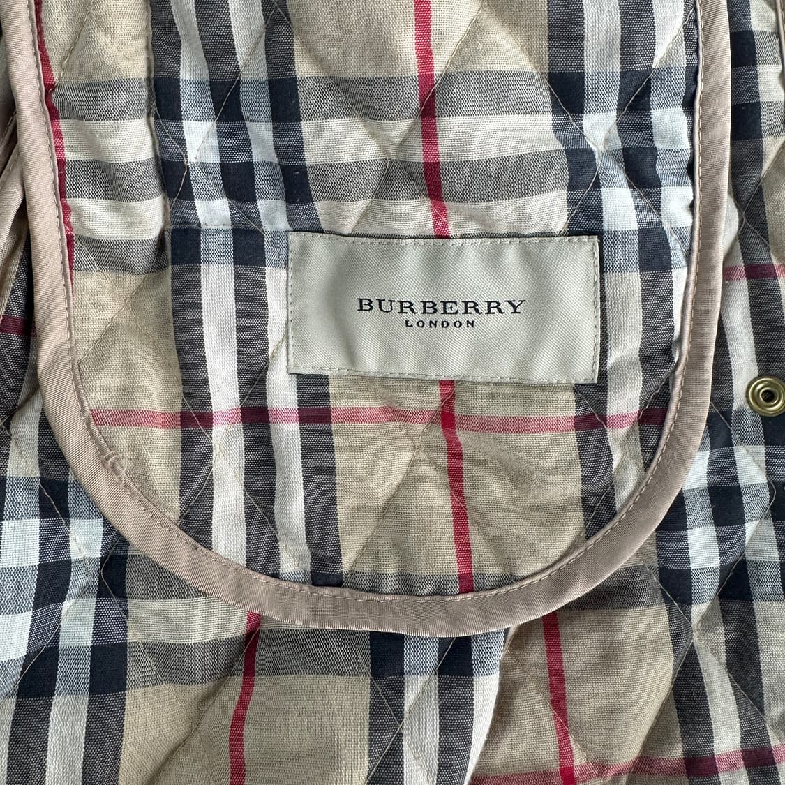 버버리런던 퀼팅 롱 자켓 상품이미지3