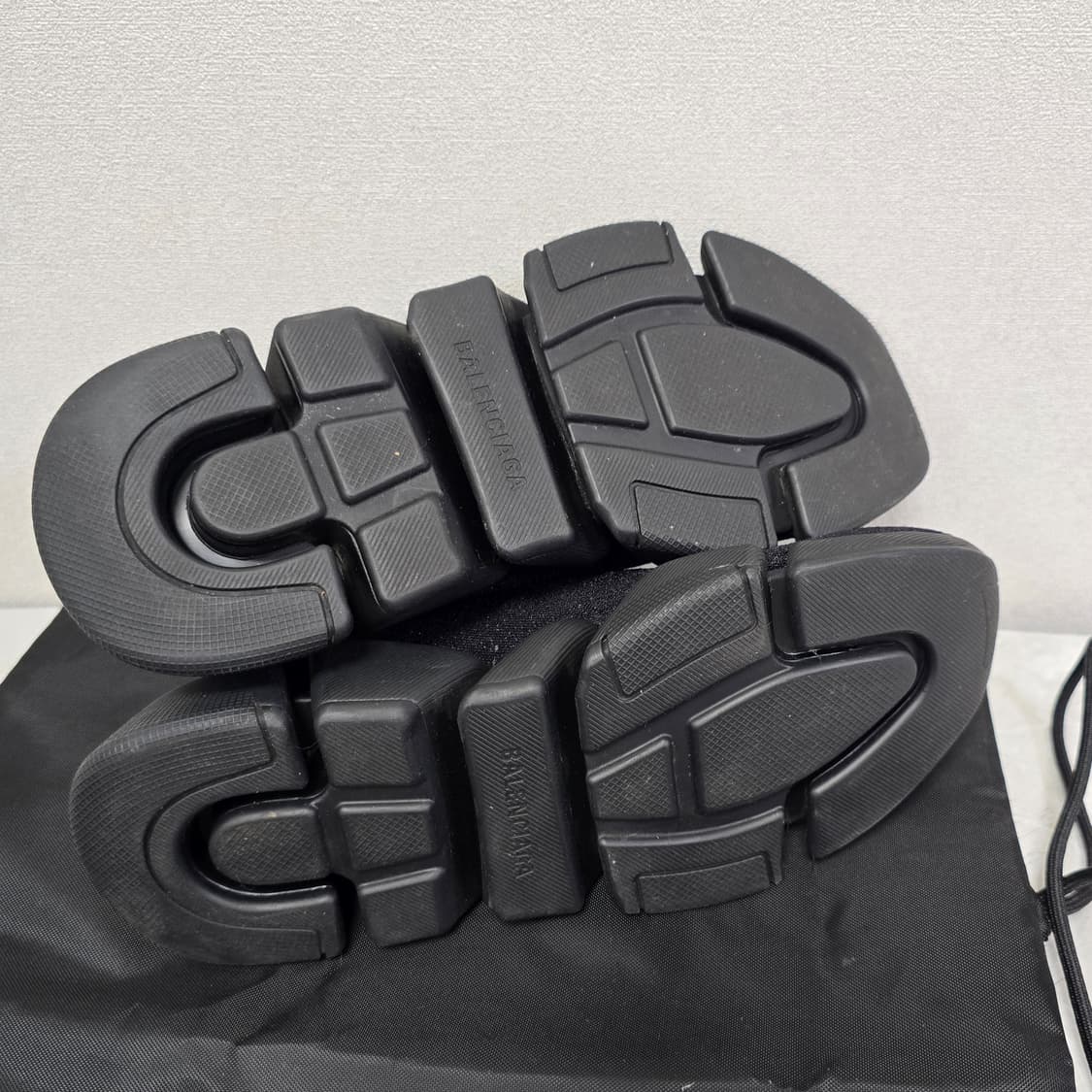 발렌시아가 스피드러너 2.0 스니커즈 신발 38사이즈 250 255 판매 상품이미지6