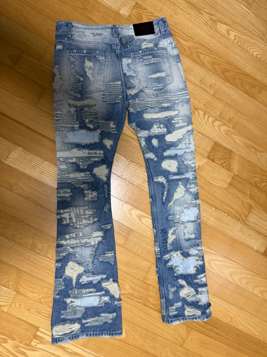 에모스탠스클럽 보로 플레어진 상품이미지3