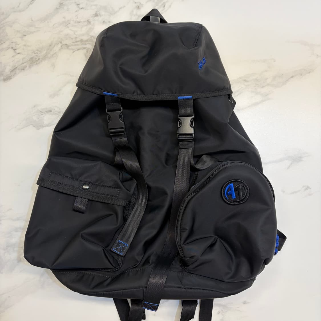 자라 x 아더에러 백팩 상품이미지1