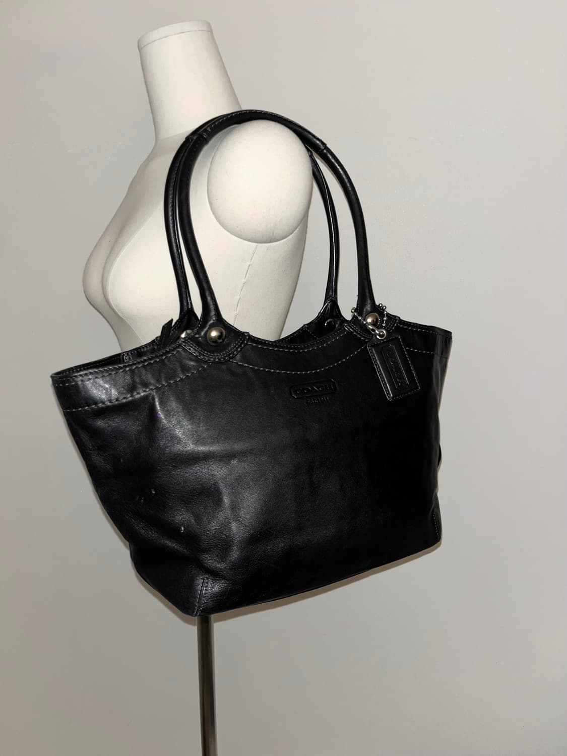  📦2000ss Coach allblack shoulder bag 상품이미지3