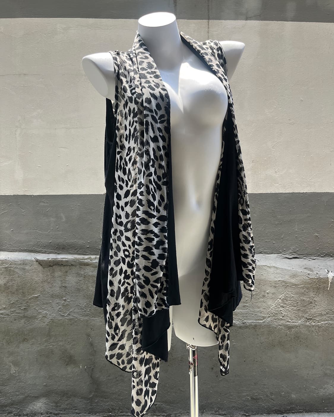 Gyaru Leopard Draped Vest 상품이미지2