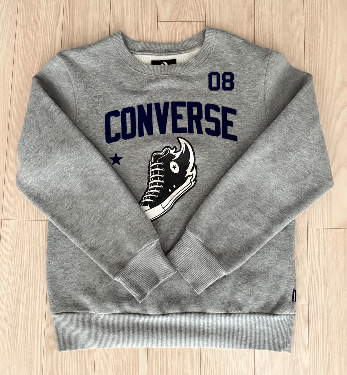 컨버스 맨투맨 상품이미지1