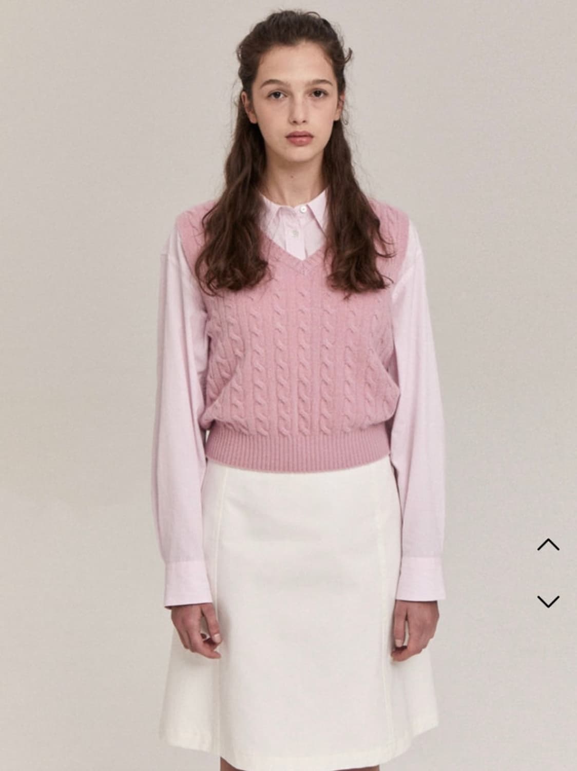 더바넷 핑크 포니 케이블 니트 베스트 상품이미지1