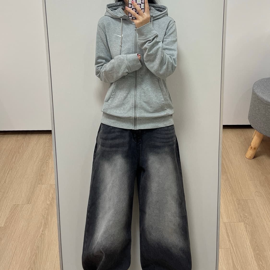 나이키 스우시 자수로고 그레이 후드집업 상품이미지1