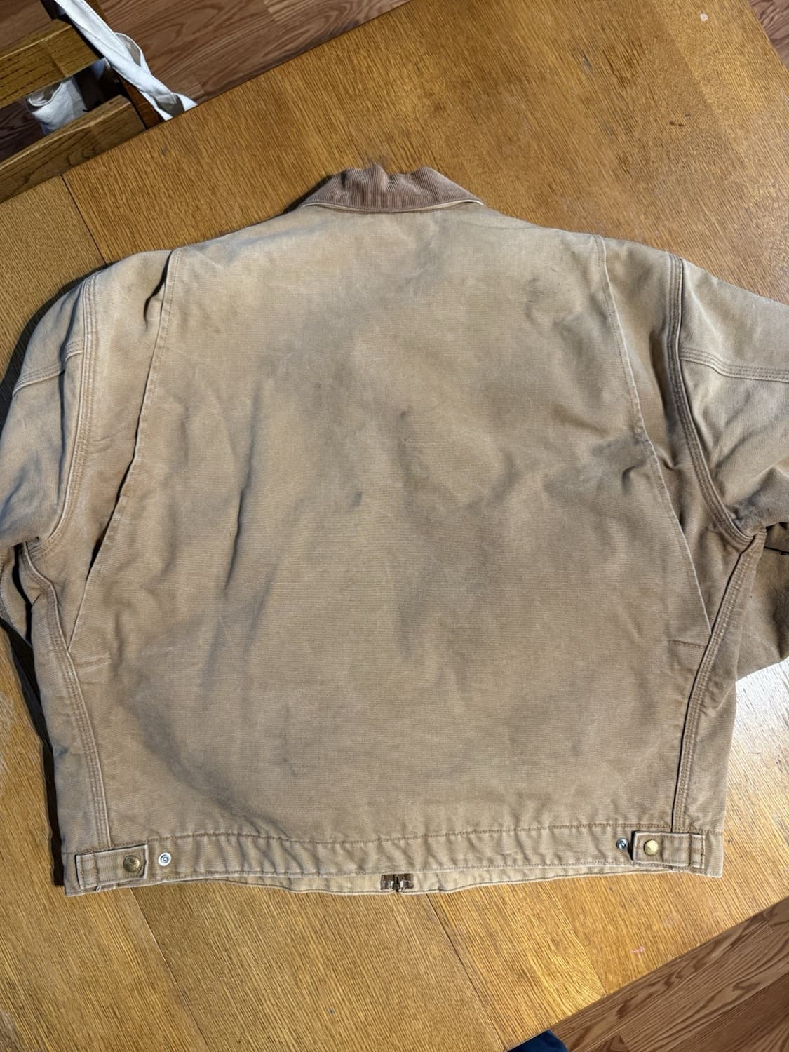 칼하트 J01 디트로이트 자켓 브라운 상품이미지4