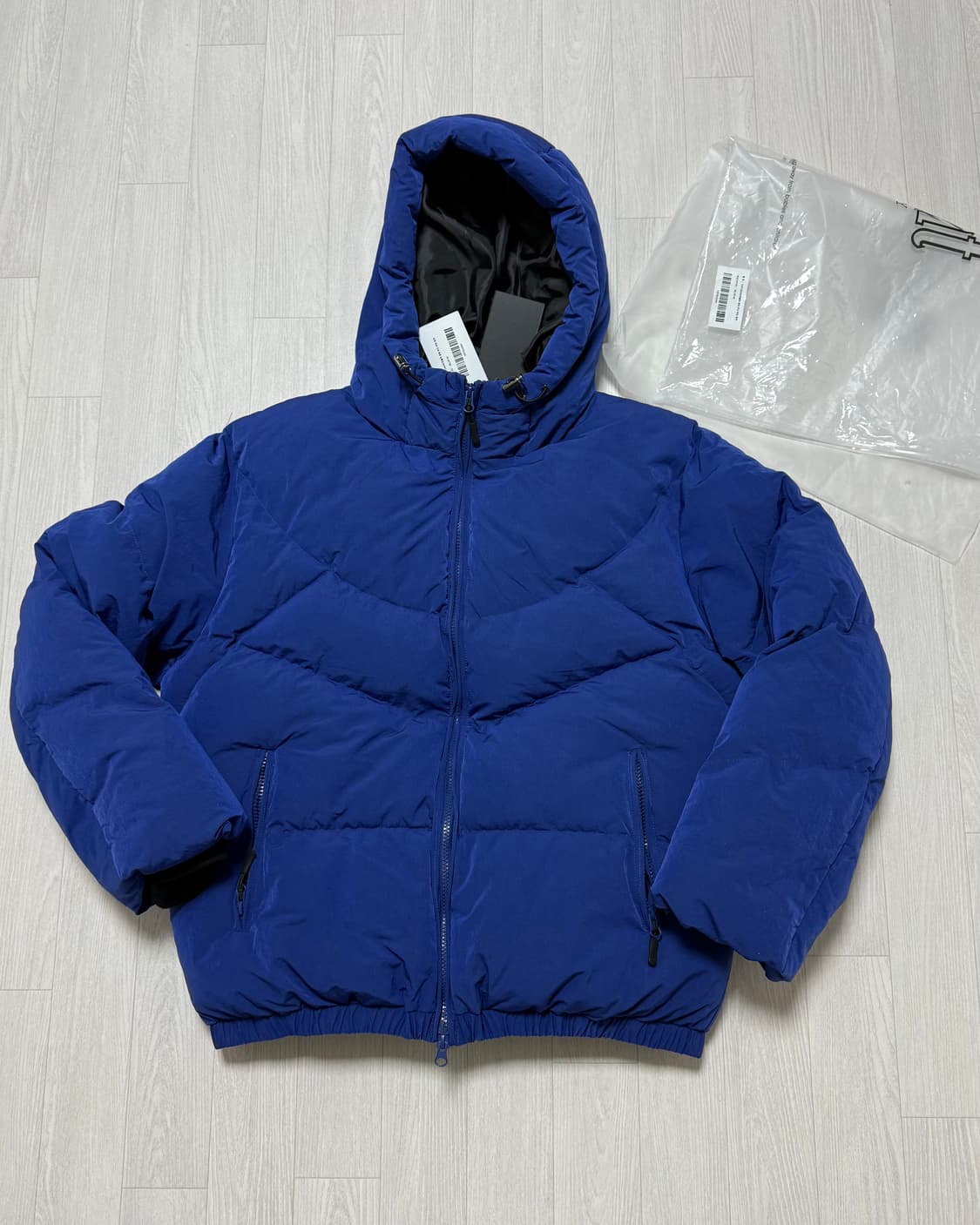 버던트 컷블럭 퀼팅 후드 패딩 점퍼 상품이미지1