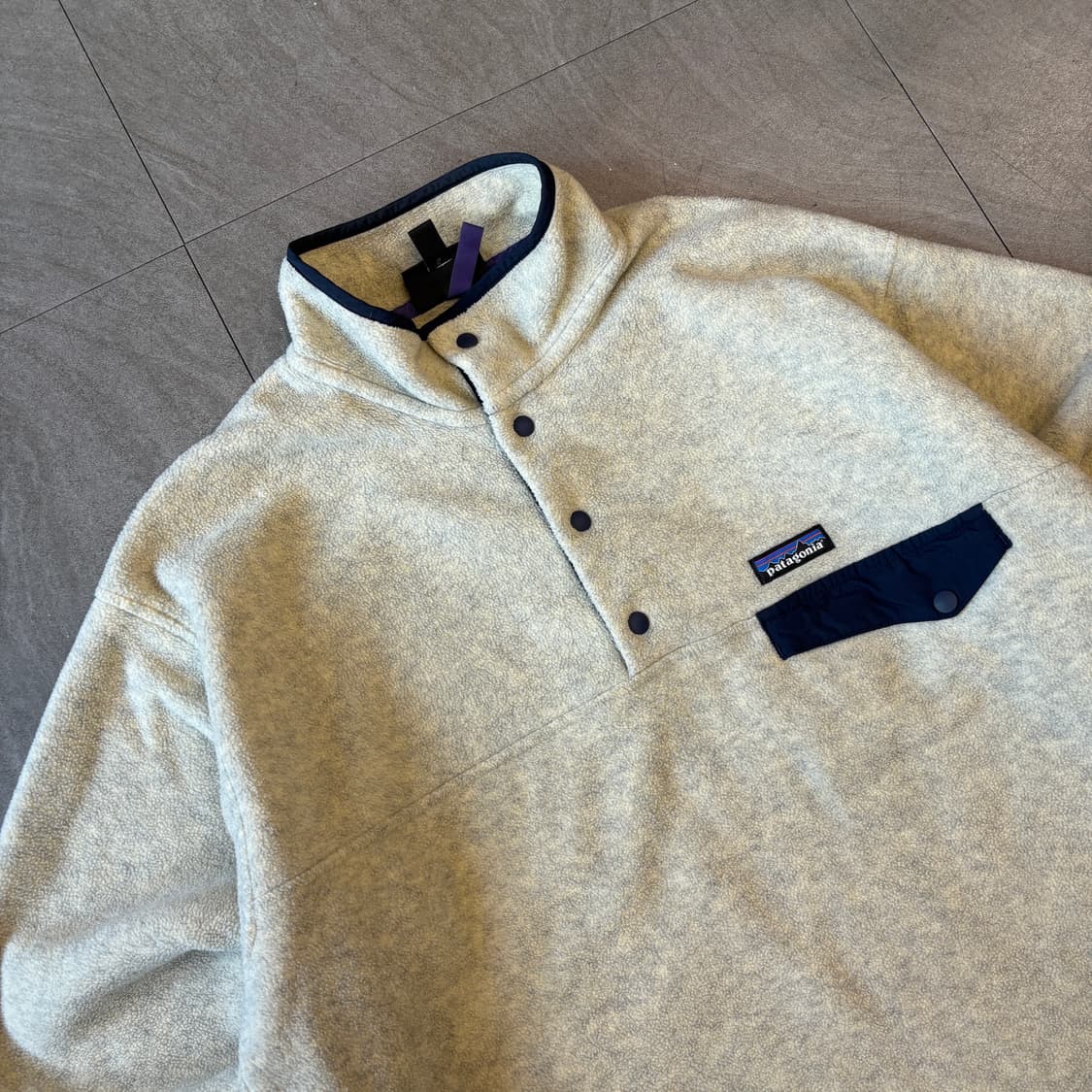 파타고니아 정품 신칠라 오트밀 스냅티 상품이미지2