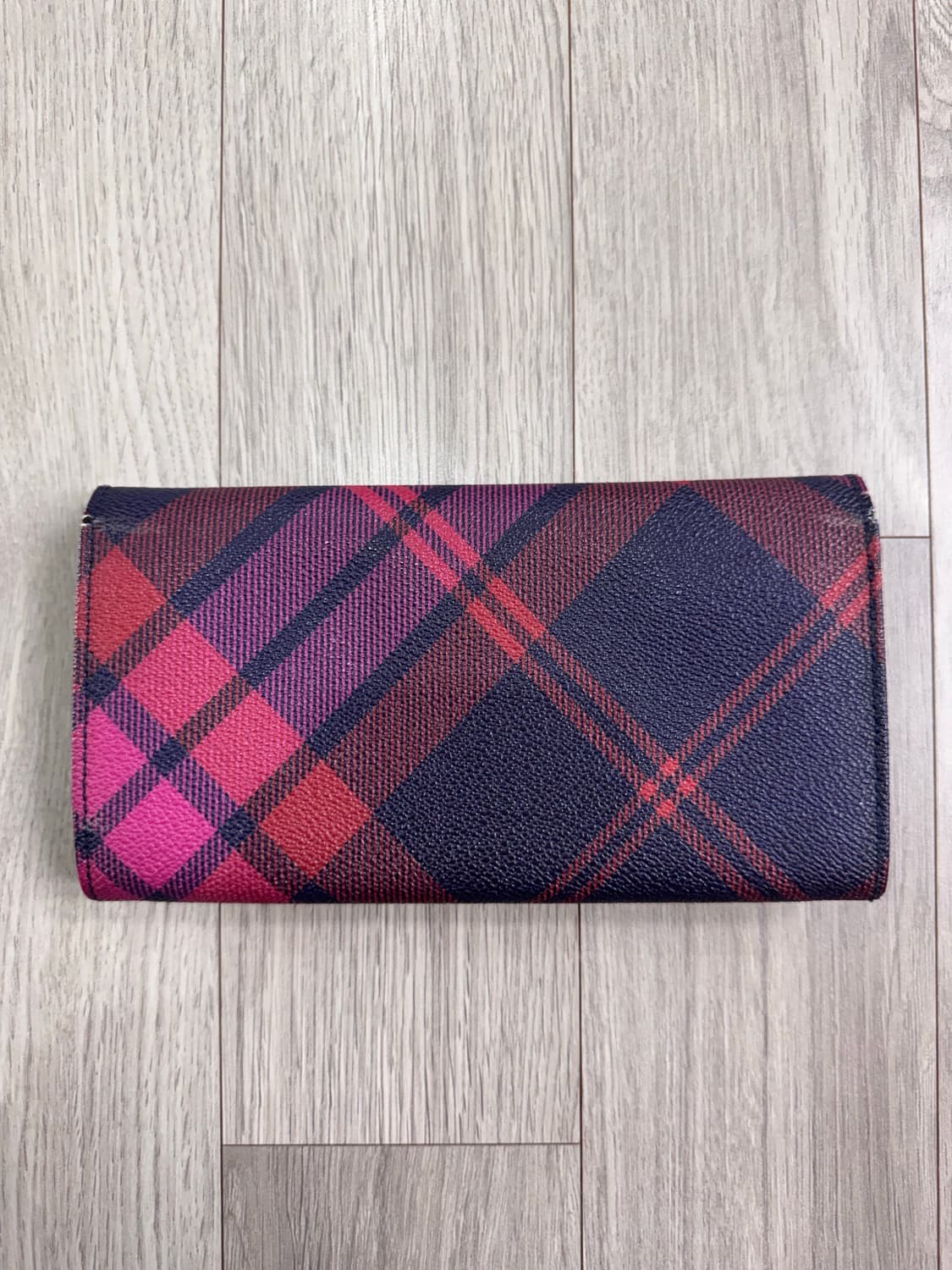 비비안웨스트우드 타탄체크 장지갑 상품이미지7