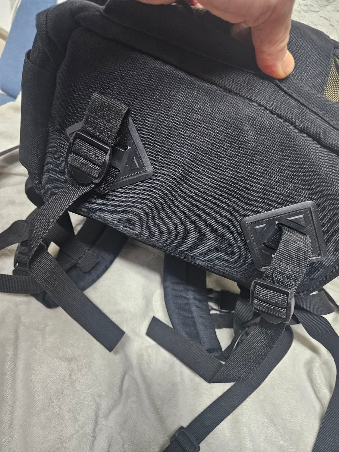 캐논 카메라 백팩 블랙/카키 상품이미지4