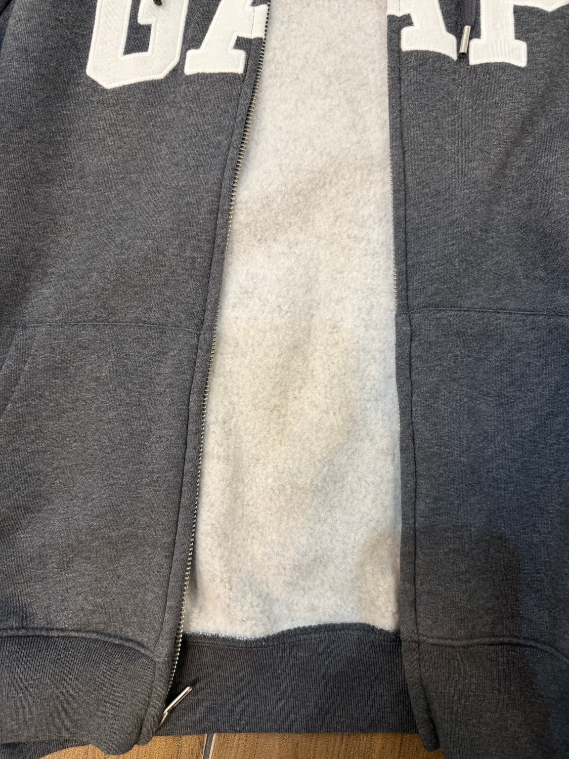 Gap 차콜 로고 후드집업 상품이미지5