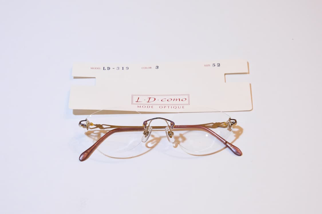 [Vintage] L.D.como 티타늄 림리스 안경 (핑크 템플) 상품이미지1