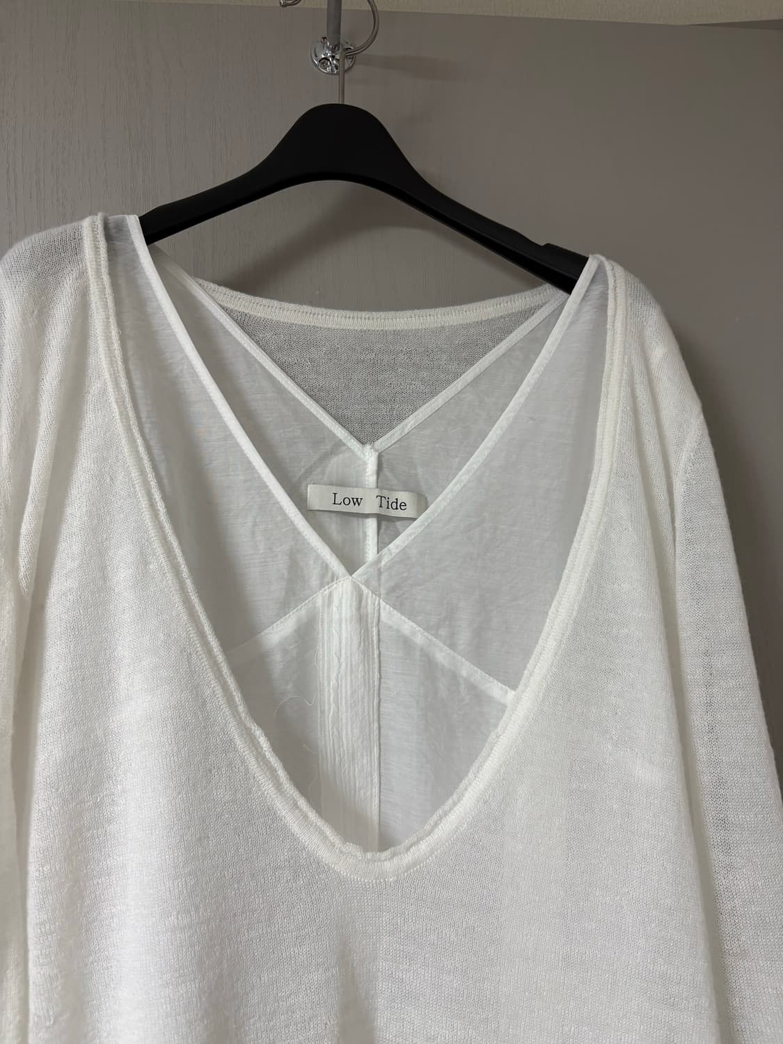 로우타이드 브이넥 니트 탑/ DEEP V-NECK ALPACA KNIT  상품이미지5