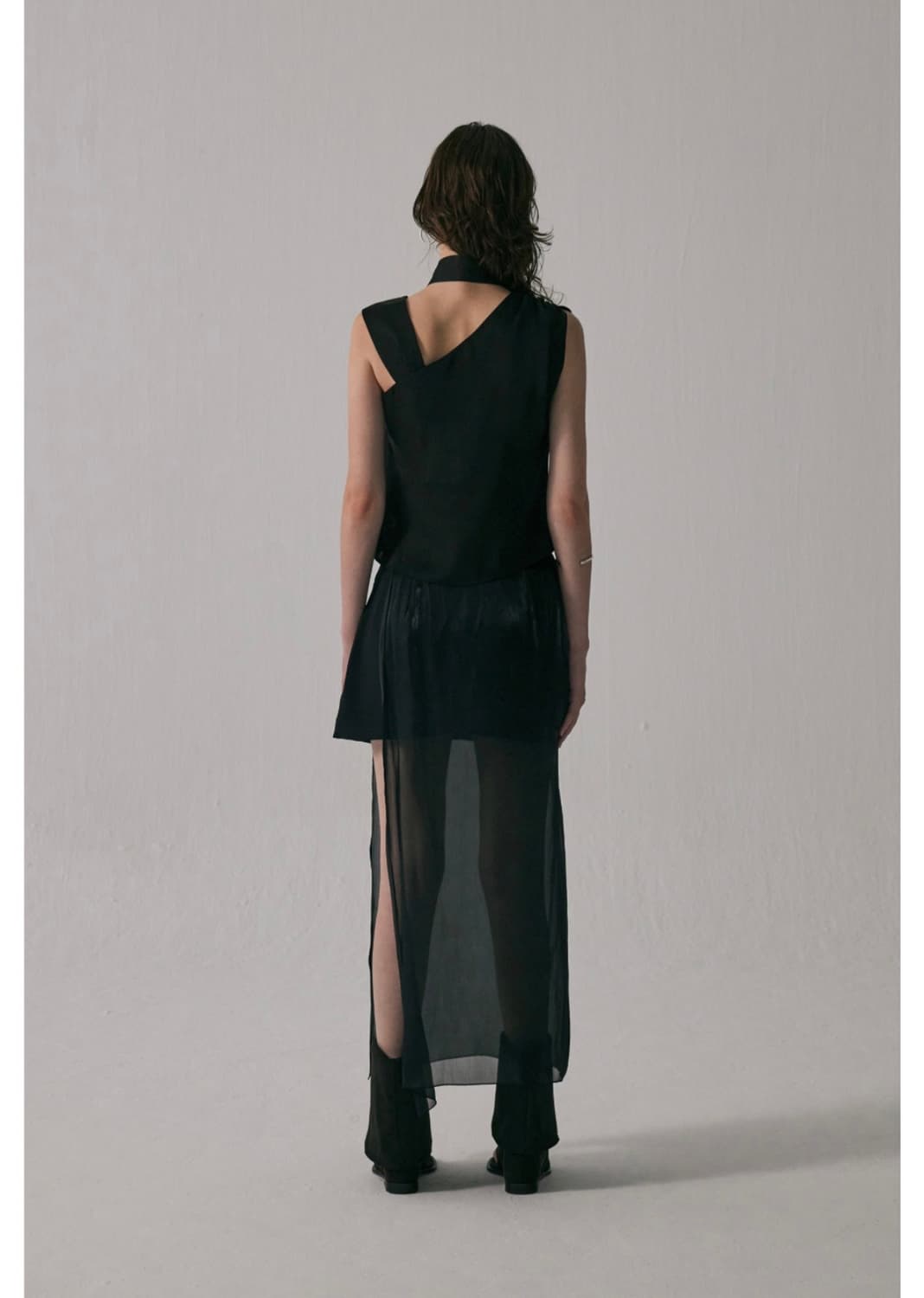 트리밍버드 ) Tied Shirring Crop Shirts BK F 상품이미지3