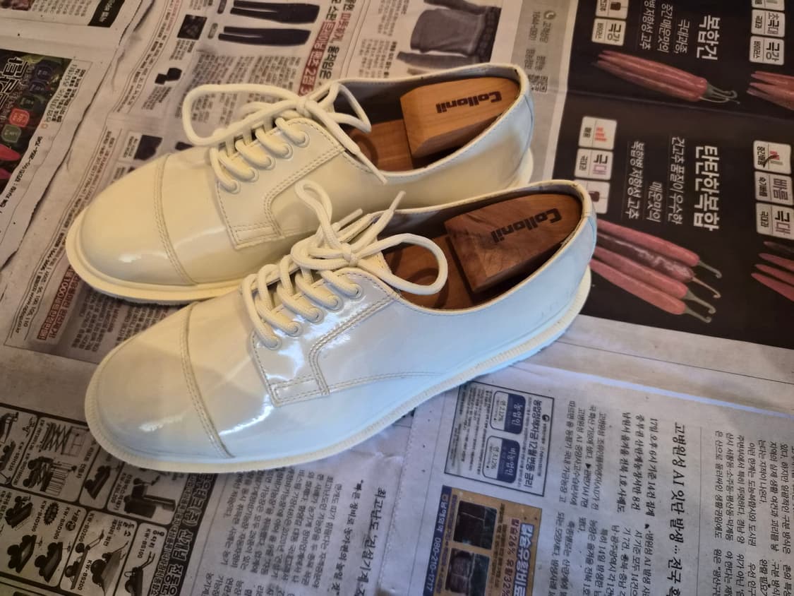 [41] 고샤루브친스키x닥터마틴 더비슈즈 화이트 상품이미지1