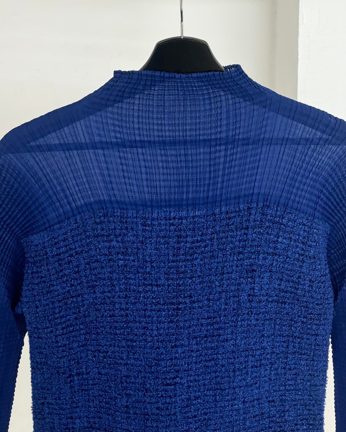 이세이 미야케 블루 플리츠 티셔츠 상품이미지2