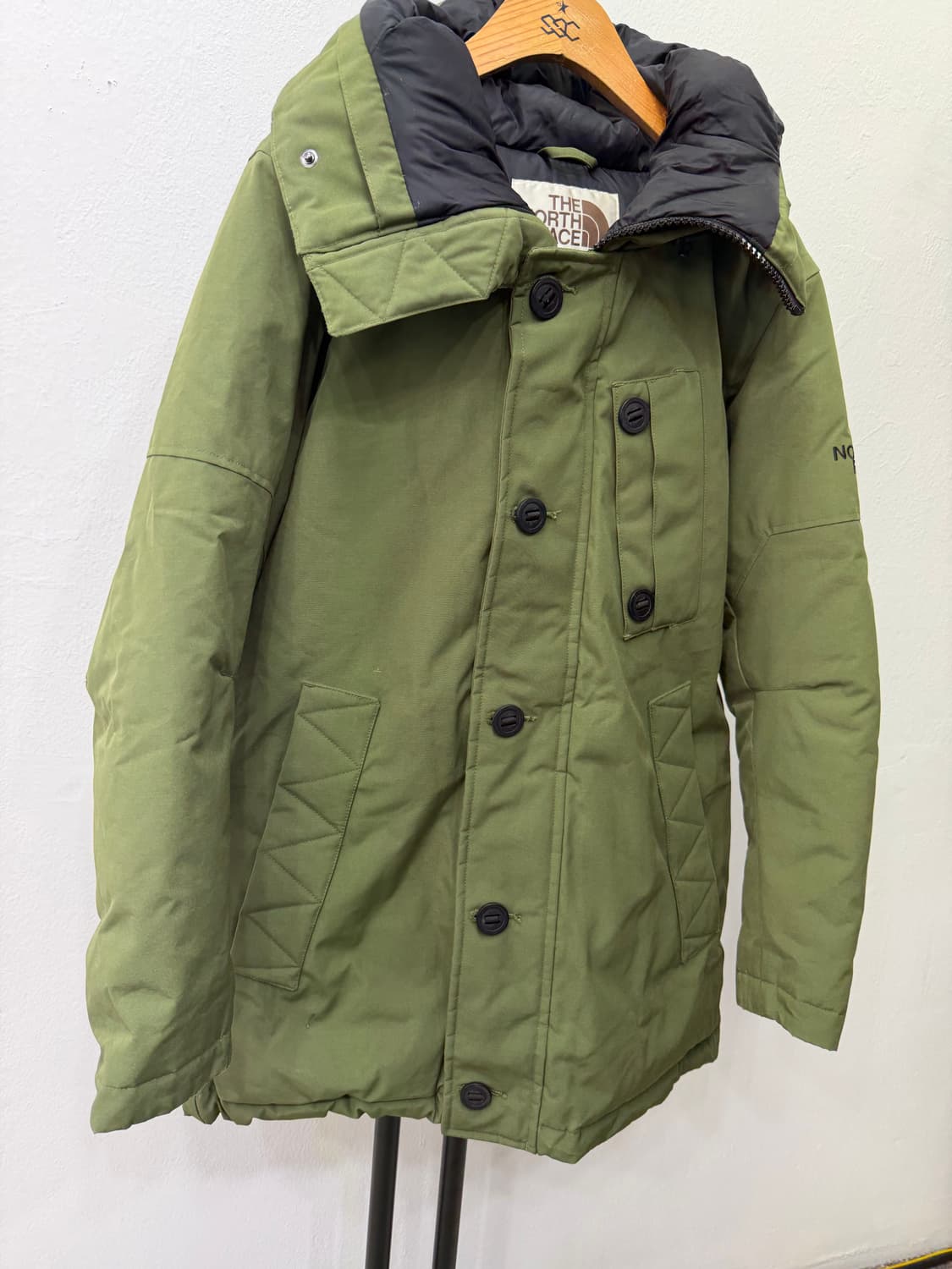 정품) 노스페이스 여성 화이트라벨  패딩 자켓 XS 상품이미지2