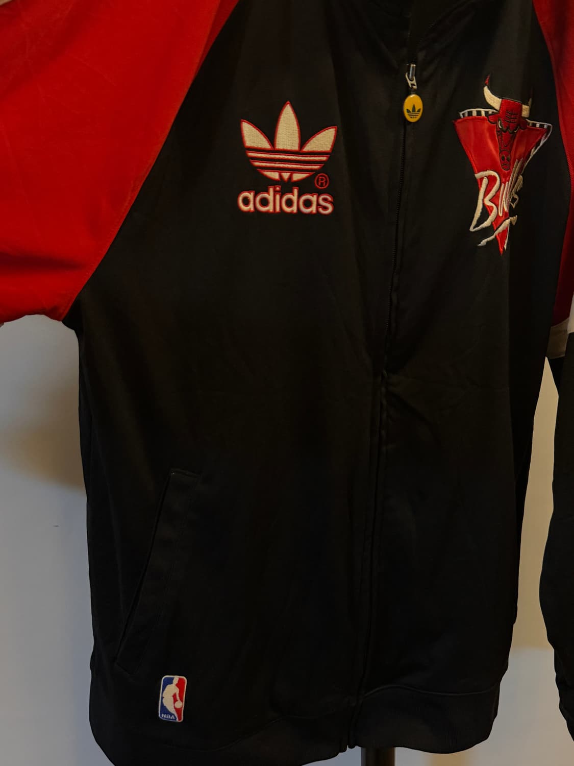 아디다스 NBA 시카고불스 자켓 상품이미지4