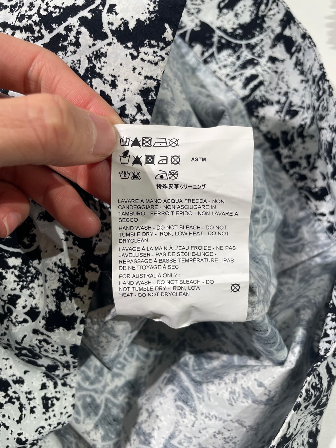 질샌더 13S/S 페인트 아트 히든 버튼 슬리브리스 미디원피스 상품이미지9