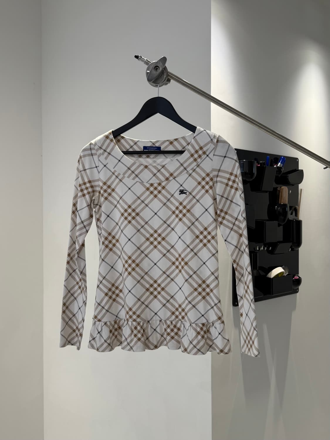 BURBERRY 버버리 블루라벨 노바체크 긴팔 티셔츠 38 상품이미지3