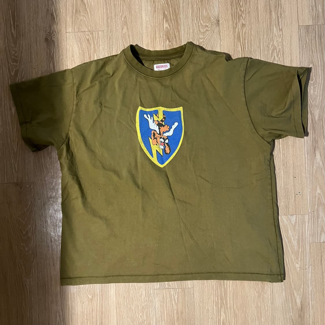 굿니스 티셔츠 상품이미지2