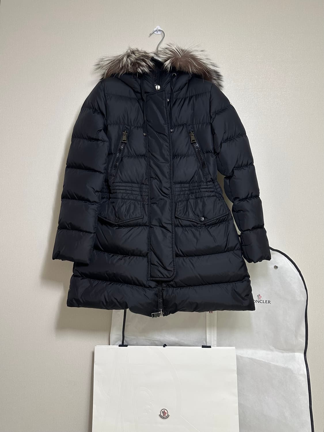 [0size] 몽클레어 아프로티 구스 다운 롱패딩 블랙 상품이미지1