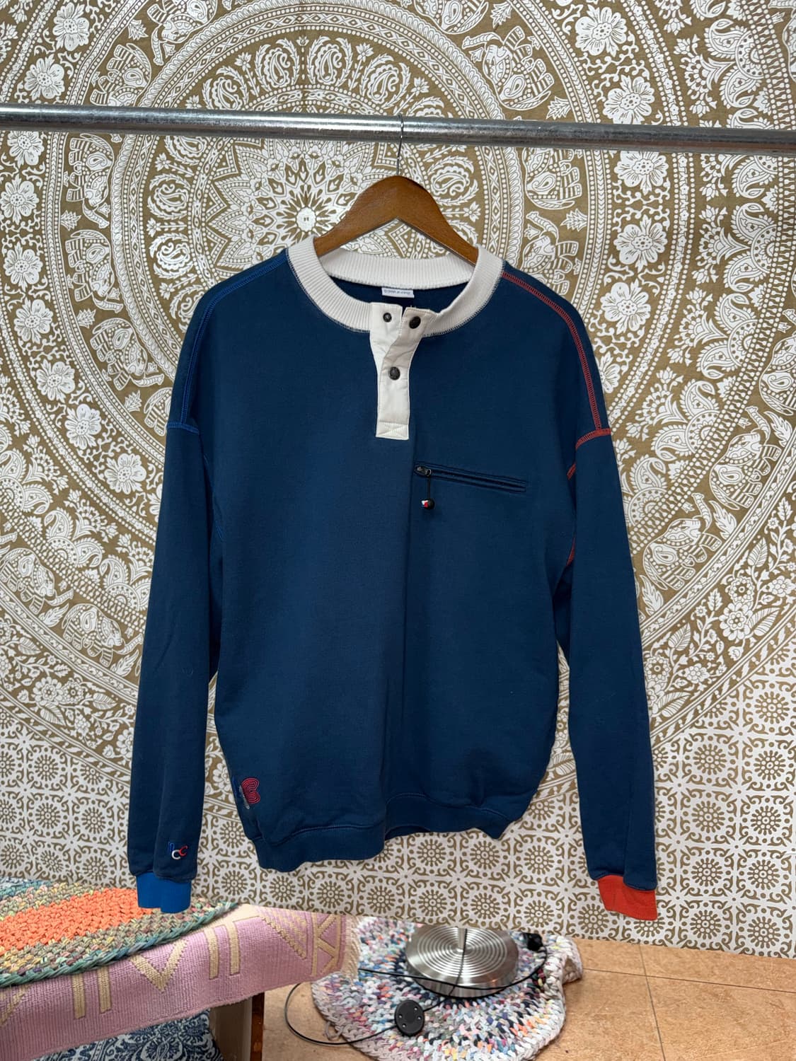 밀레 배색 스티치 포켓 맨투맨  상품이미지4