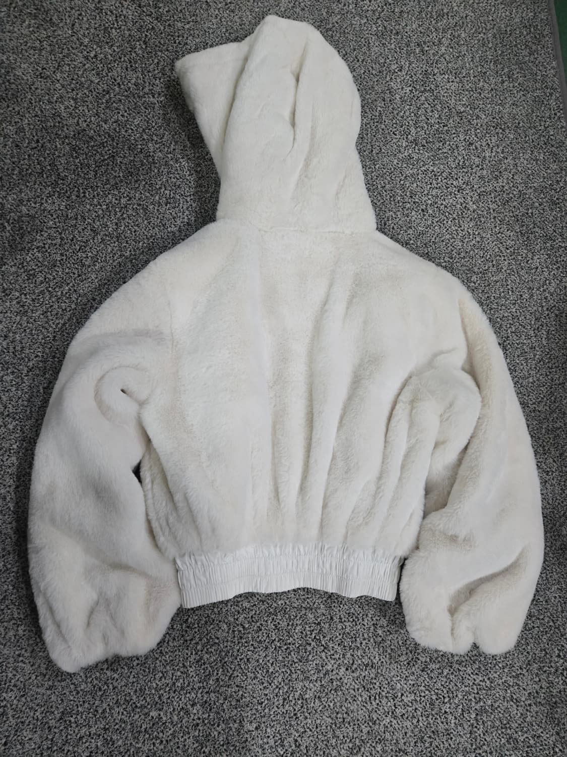 여성 화이트 후드 퍼자켓 상품이미지3