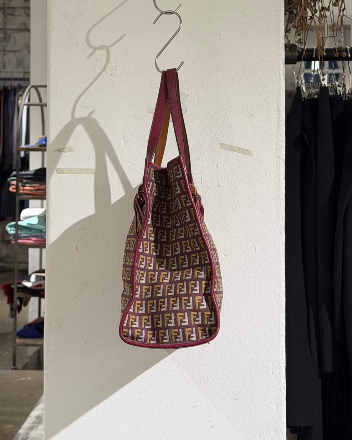 펜디 멀티컬러 주키노 캔버스 레더 트리밍 FF 토트백 상품이미지5