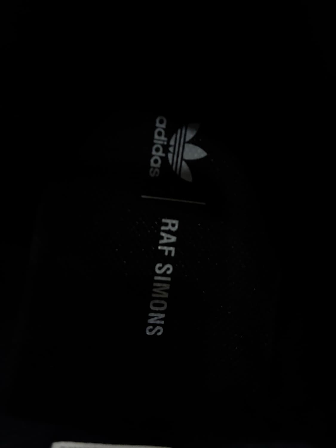 Raf Simons x Adidas 라프시몬스 아디다스 오즈위고 상품이미지8