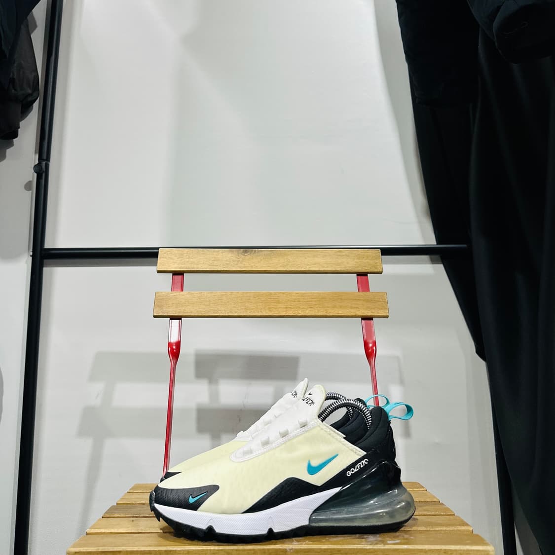 235) 나이키 골프화 여성 여자 골프화 에어맥스 270 상품이미지3