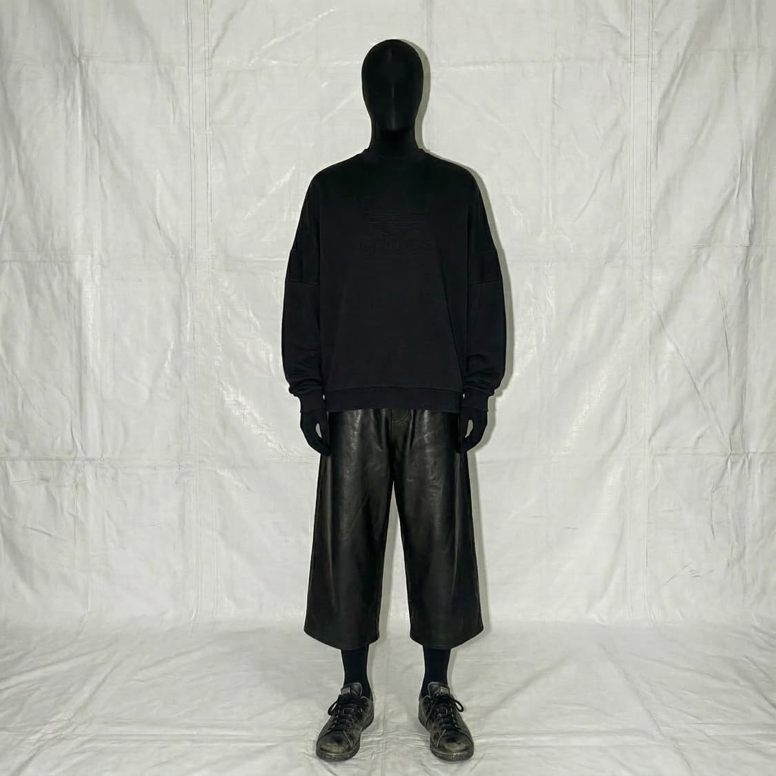 adidas sweatshirt 상품이미지1