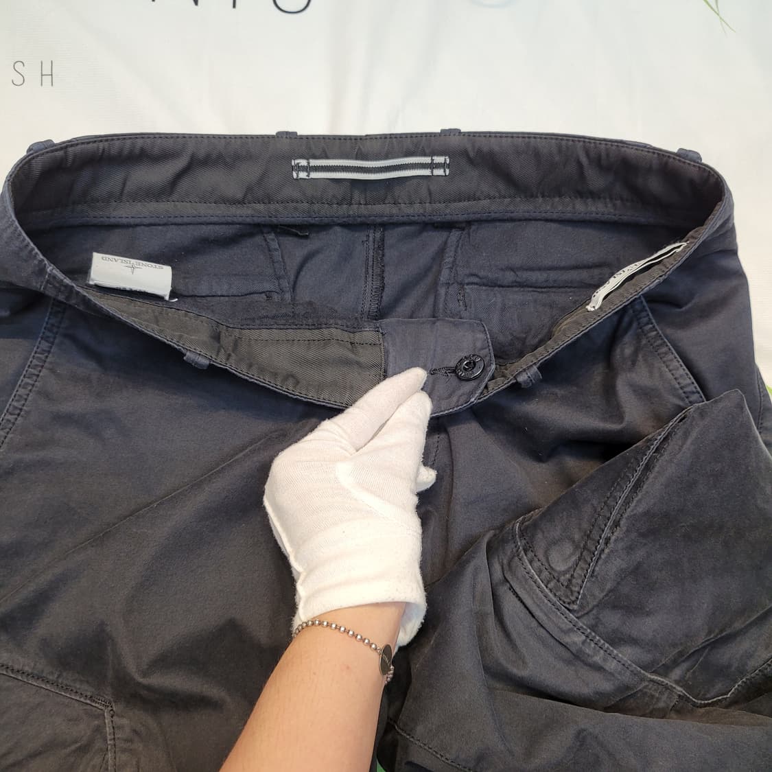 STONE ISLAND 스톤아일랜드 스키니 카고 팬츠 바지

표기사이즈: 상품이미지3