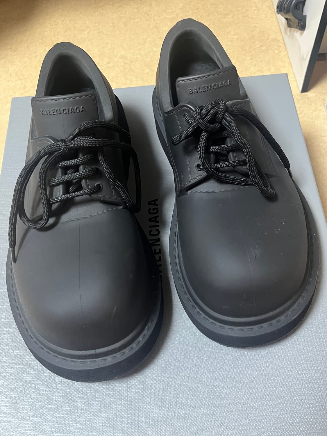 발렌시아가 스테로이드 더비39 상품이미지1