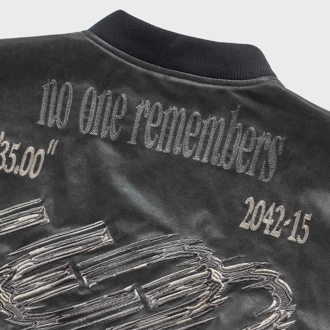 (L) 언터펙티드 UNAFFECTED 자수 수베니어 자켓 차콜 상품이미지4