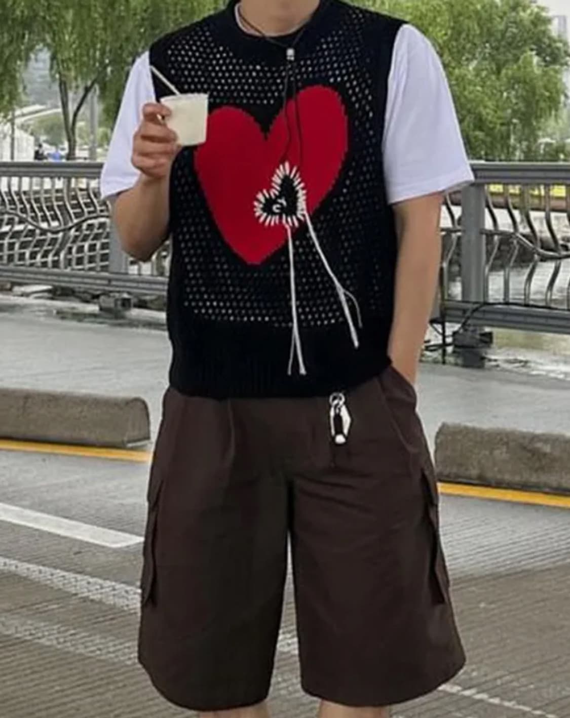 오와이 하트 스티치 니트 베스트 블랙 상품이미지2