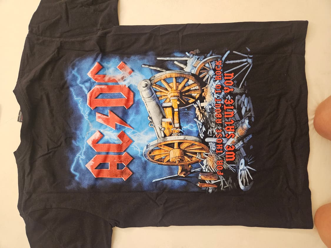 (새상품) 락 티 메탈리카 acdc 반팔 상품이미지3