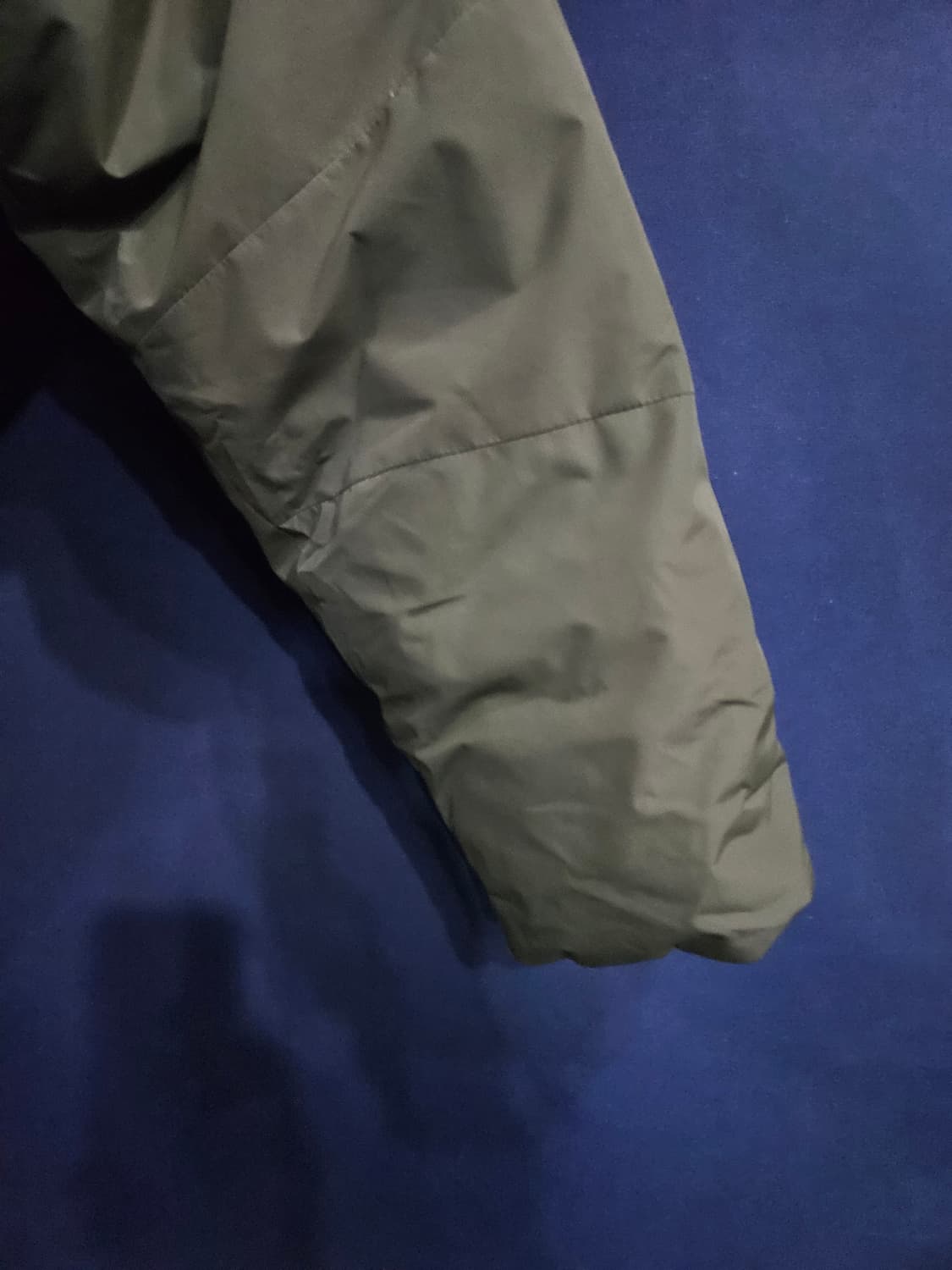 지프 카키컬러 남성 95 덕다운 패딩  상품이미지5