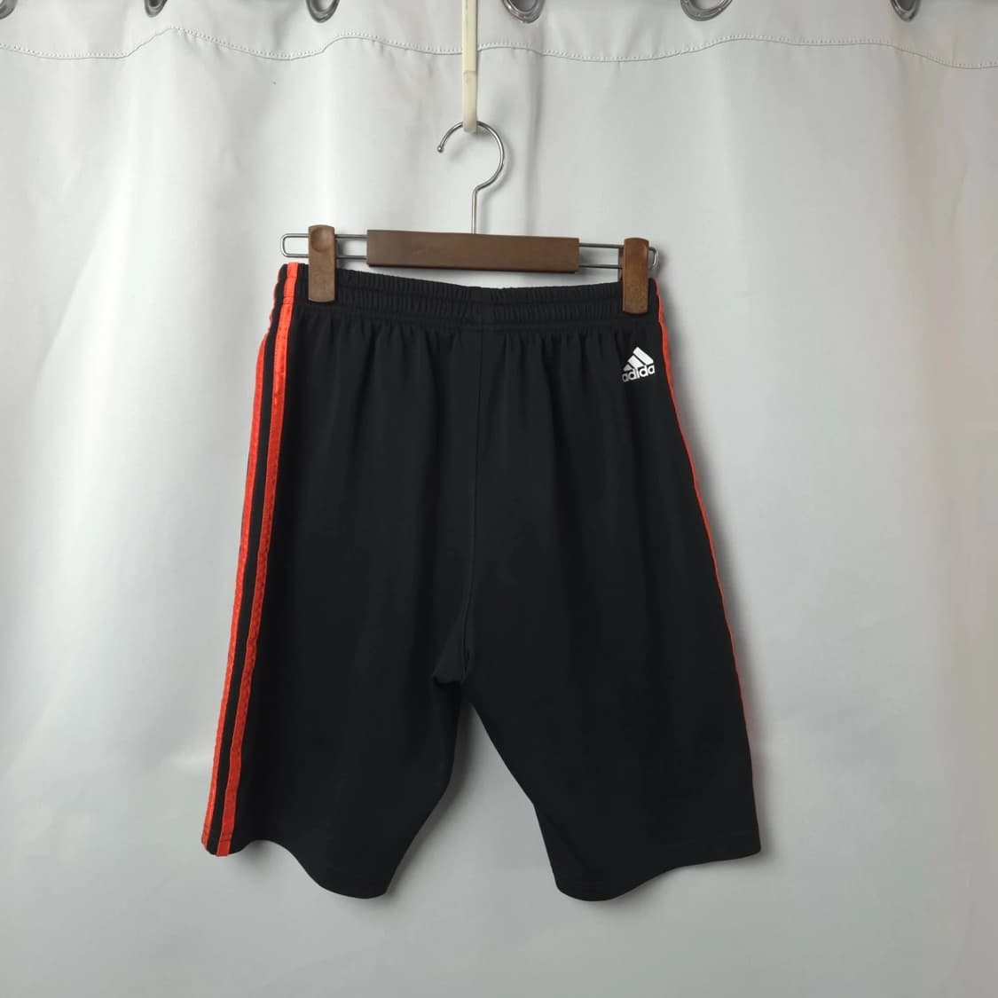 여XS-S 아디다스 블랙 오렌지 밴딩 쇼츠 반바지 트레이닝 상품이미지3