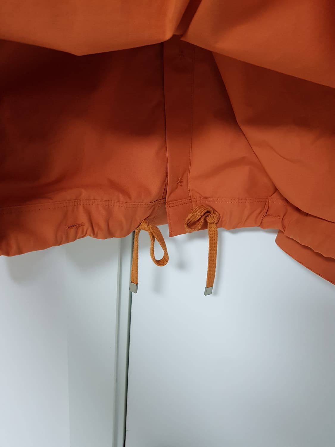 [M] TNGT 시그널 하트 밑단 스트링 셔츠 오렌지 상품이미지3