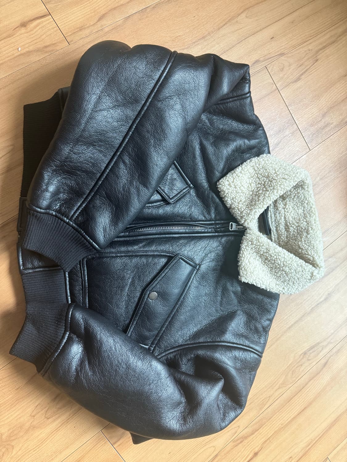 풀앤베어 블랙 무스탕 자켓 M 상품이미지2