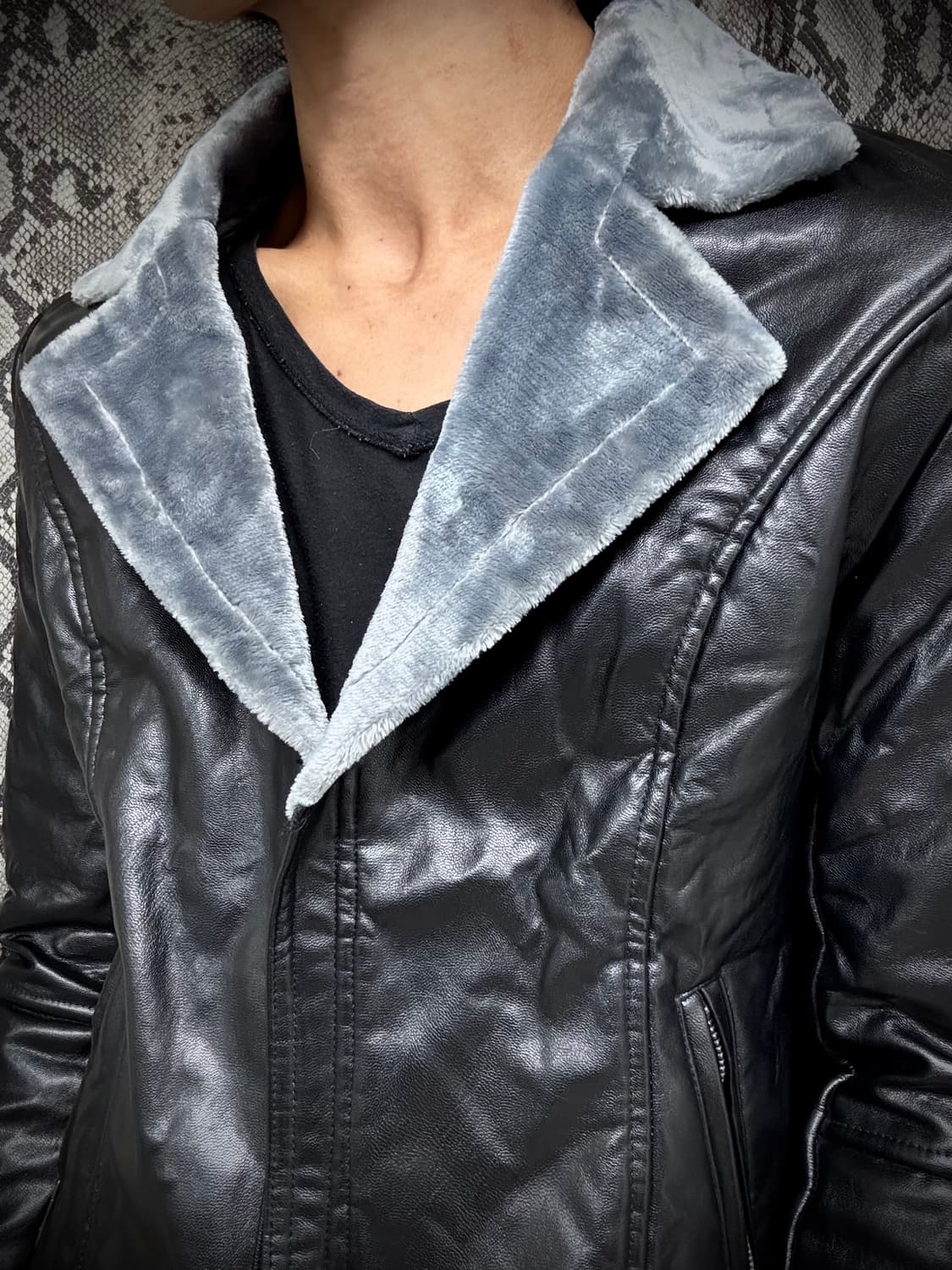 [00‘s]Dark Blue Fur Eyelet Detail Leathe 상품이미지5