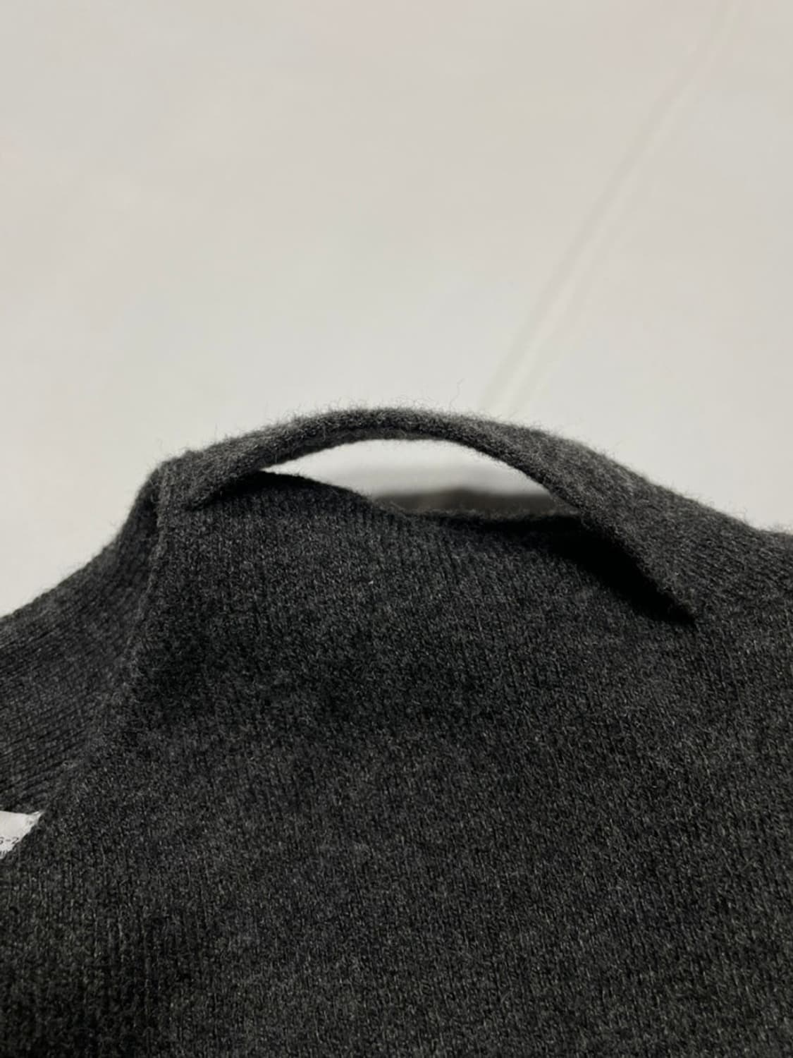 ZARA 자라 언밸런스 머플러 디테일 니트 숏 코트 / 차콜 상품이미지4