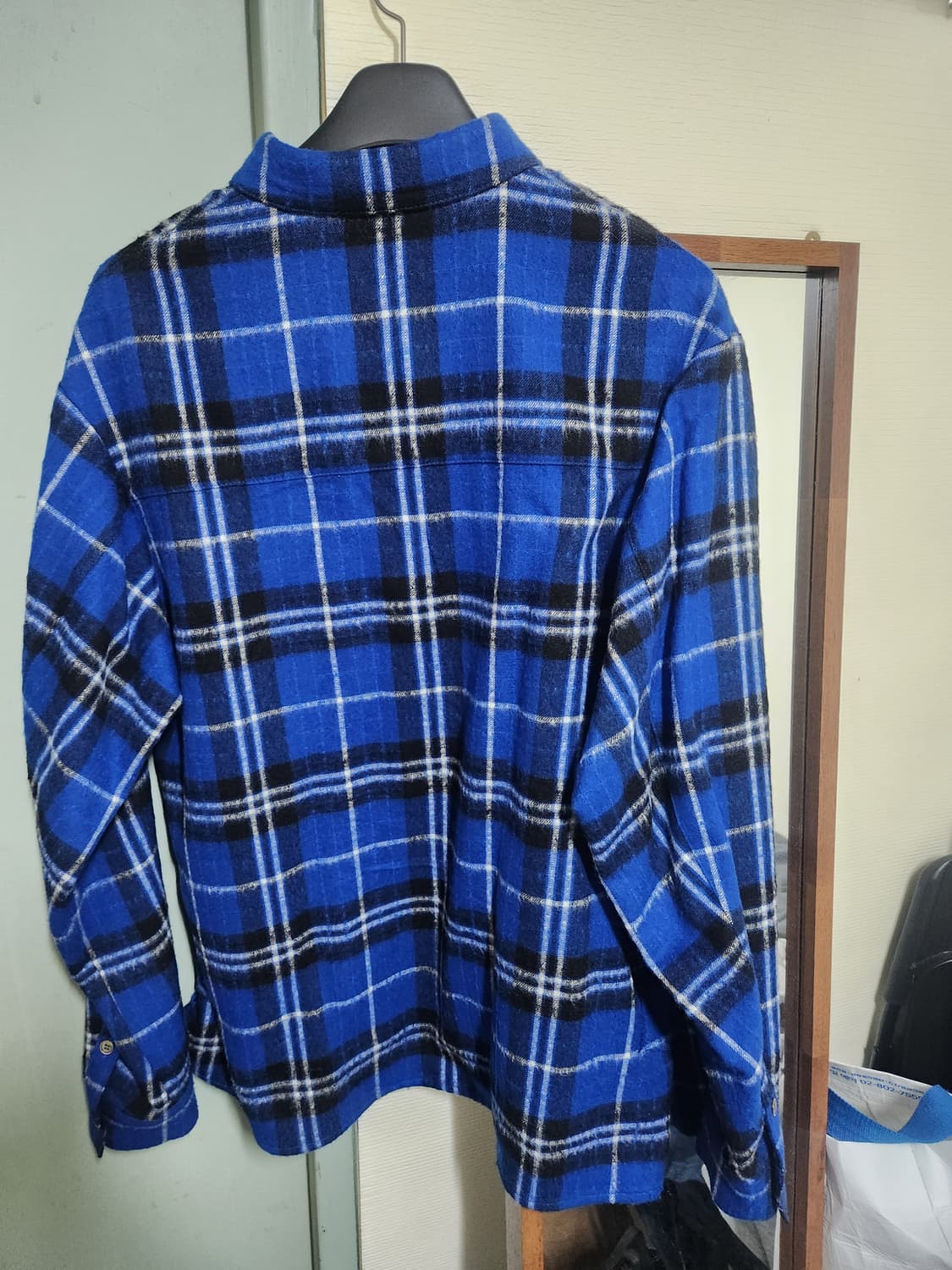 아더에러 로아 셔츠 상품이미지2