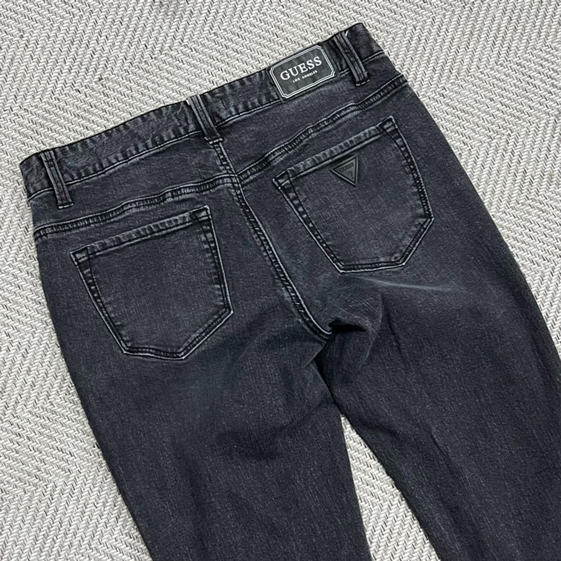 게스 흑청 슬림핏 데님 팬츠 v0898 상품이미지4